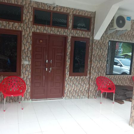 Jungle Treking & Jungle Tour If You Want To Stay Here,You Must Book Treking Only With Us Bukit Lawang Exterior photo