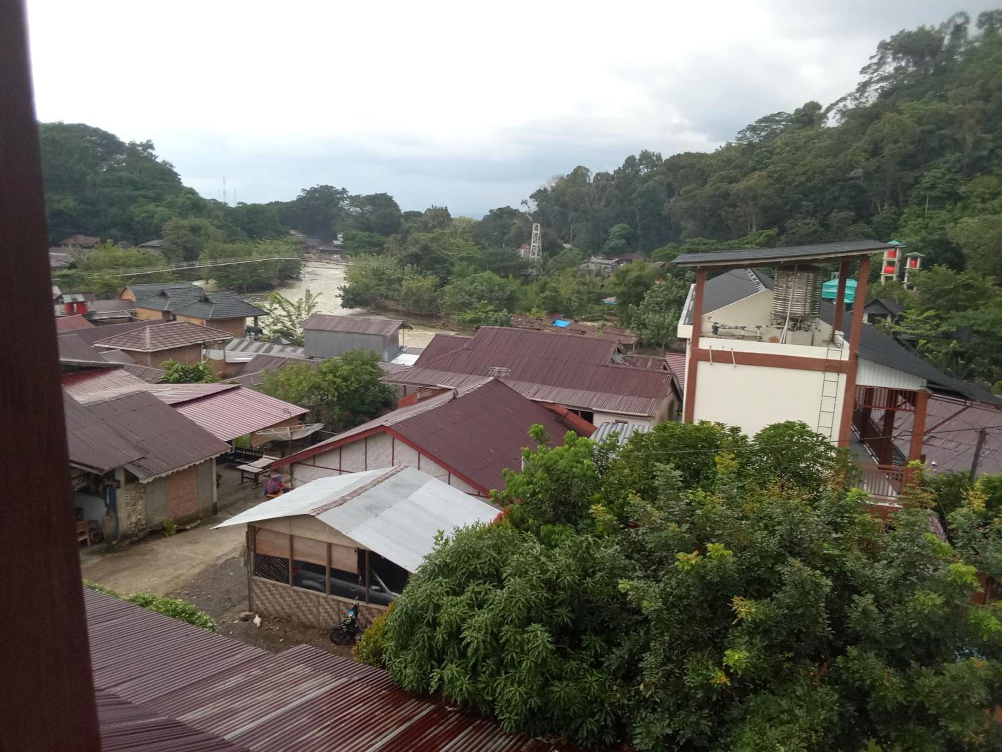 Jungle Treking & Jungle Tour If You Want To Stay Here,You Must Book Treking Only With Us Bukit Lawang Exterior photo