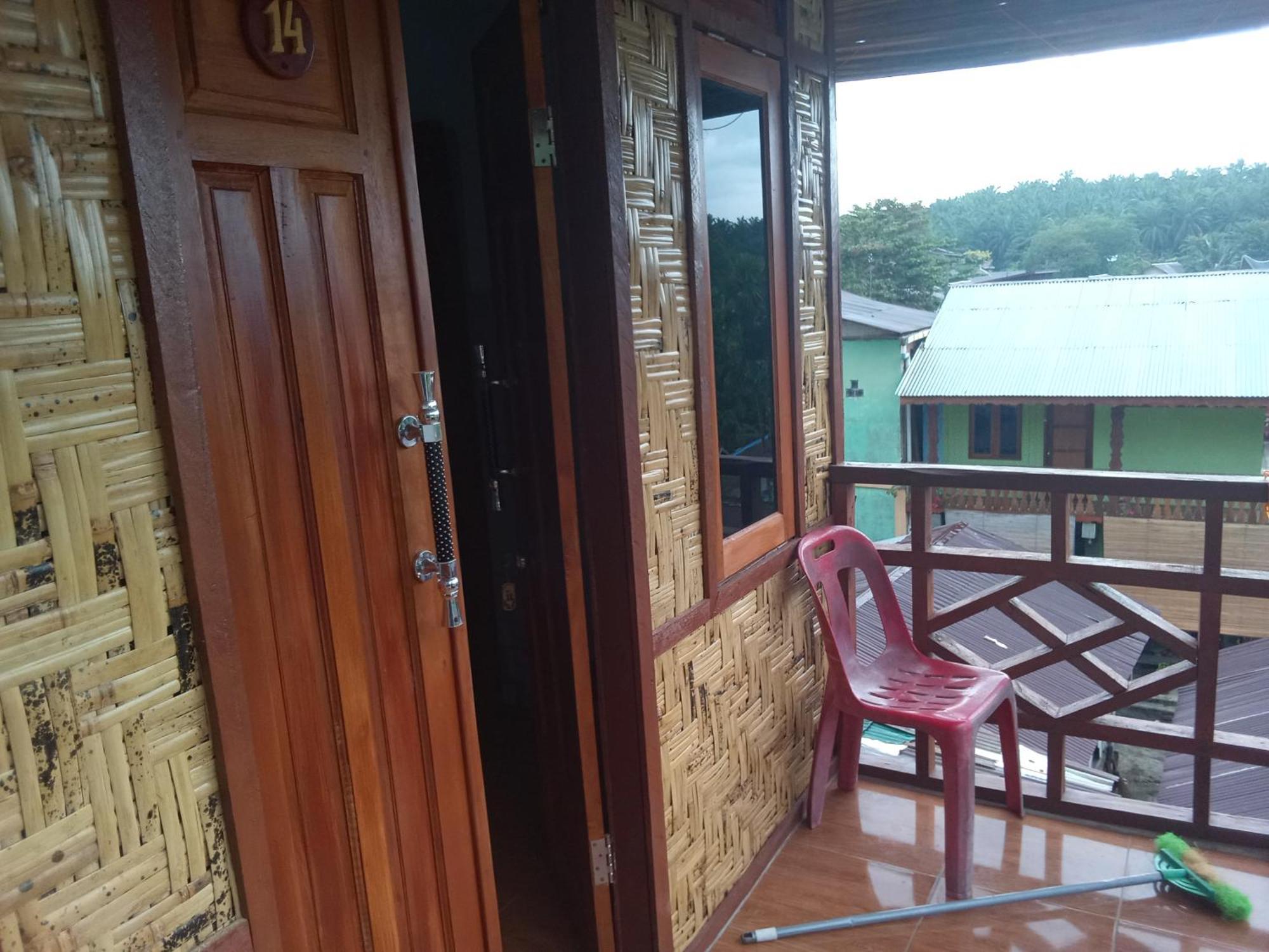 Jungle Treking & Jungle Tour If You Want To Stay Here,You Must Book Treking Only With Us Bukit Lawang Exterior photo